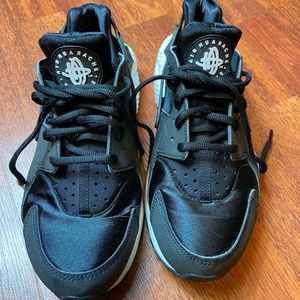 Nike huarache size 9